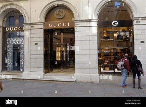 outlet gucci venezia|Gucci outlet japan.